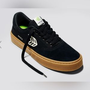 New! NAIOCA PRO Gum Black‎ Suede and Canvas Ivory Logo Sneaker